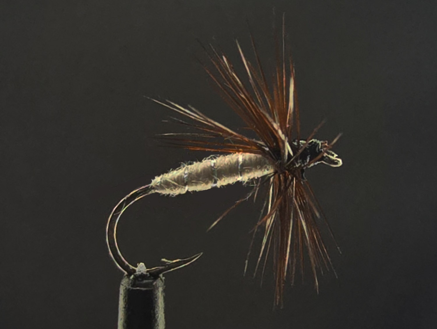 Мушка на одинарном крючке 06