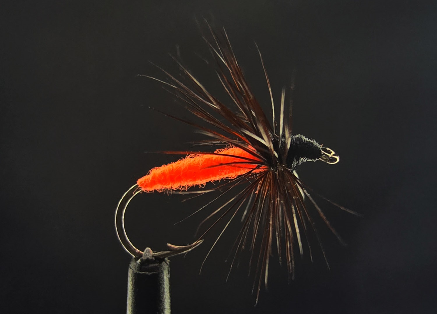 Мушка на одинарном крючке 09