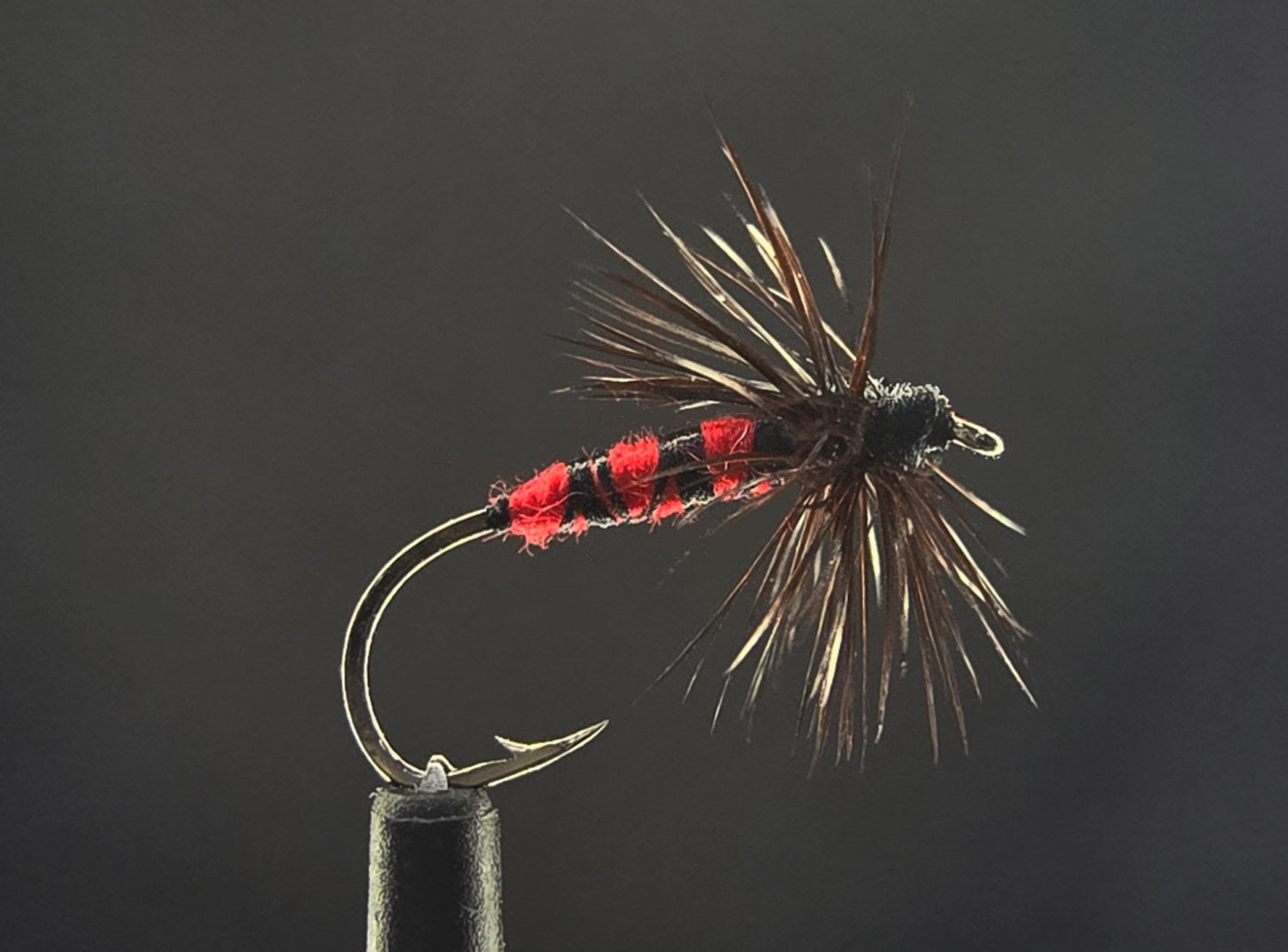 Мушка на одинарном крючке 13