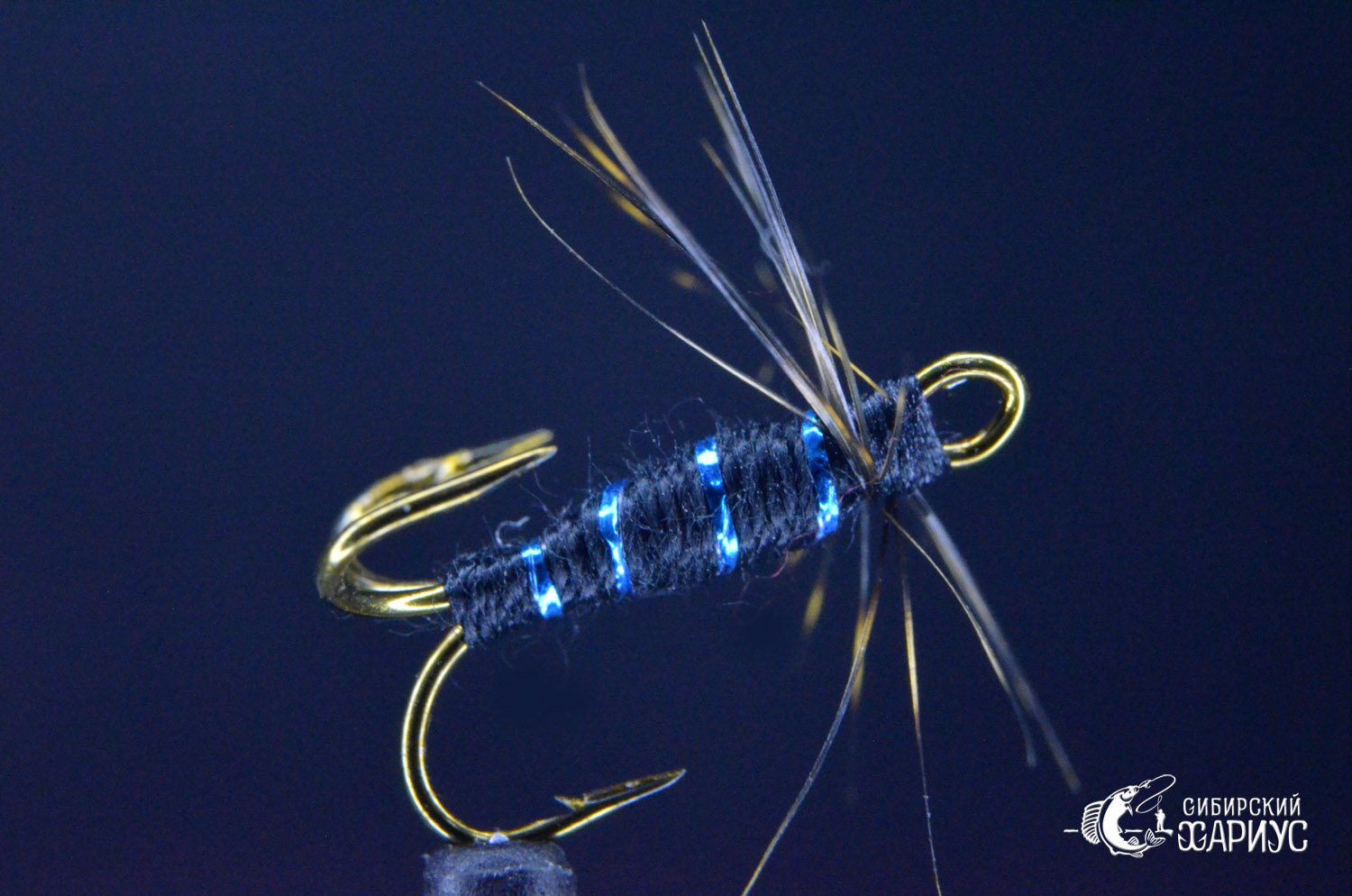 Мушка на тройнике 19